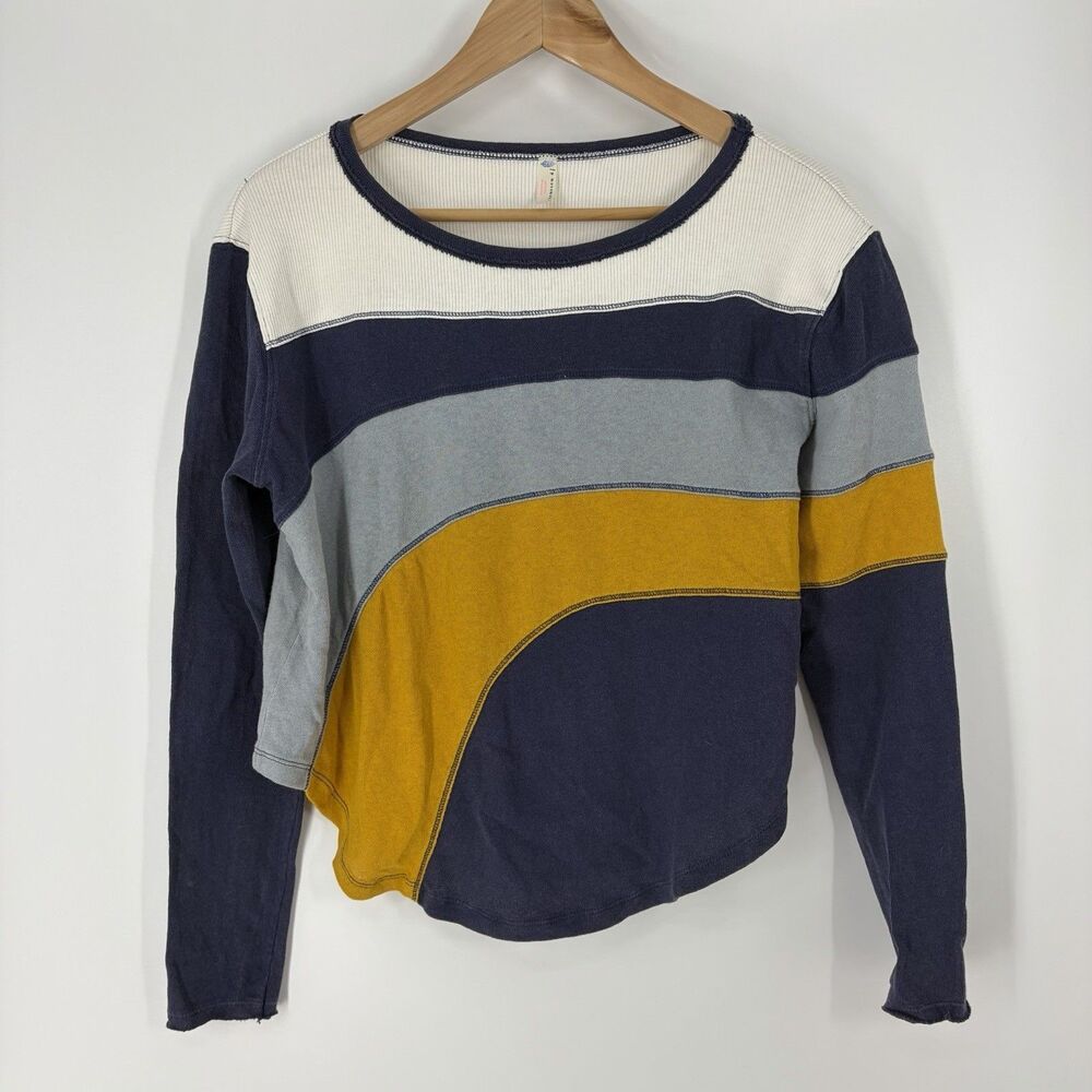 Free People FP Movement Sun Downer Top Size XS Navy Yellow Color Block Shirt